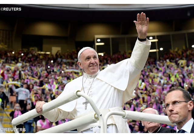 Papa em Milao